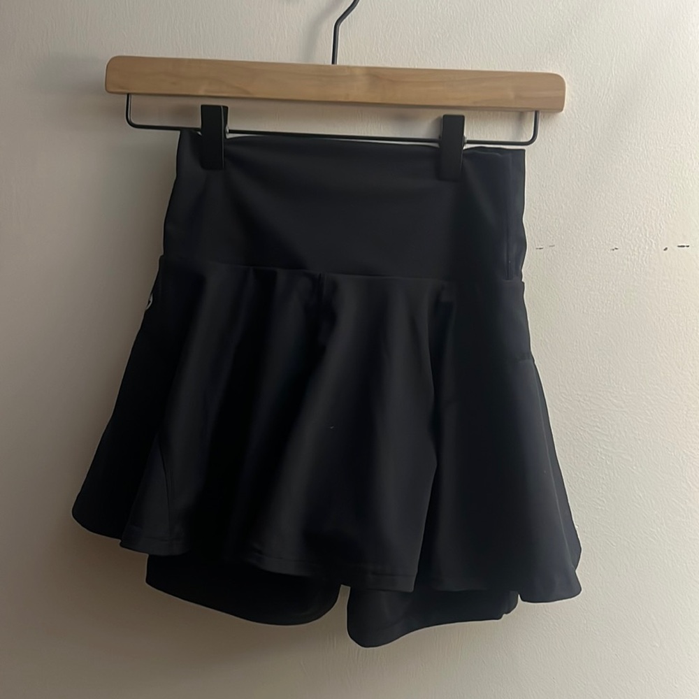 Popflex twirl skirt in black